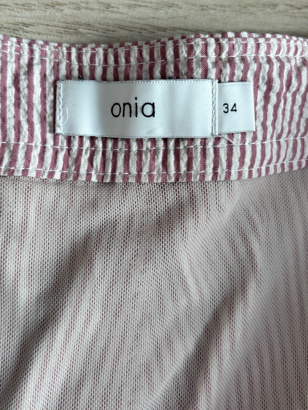 Men’s Onia Calder 7” Striped Seersucker Swim Trunks Size 34 Waist - Picture 3 of 8
